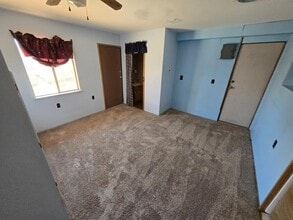 217 10th St in Page, AZ - Building Photo - Building Photo