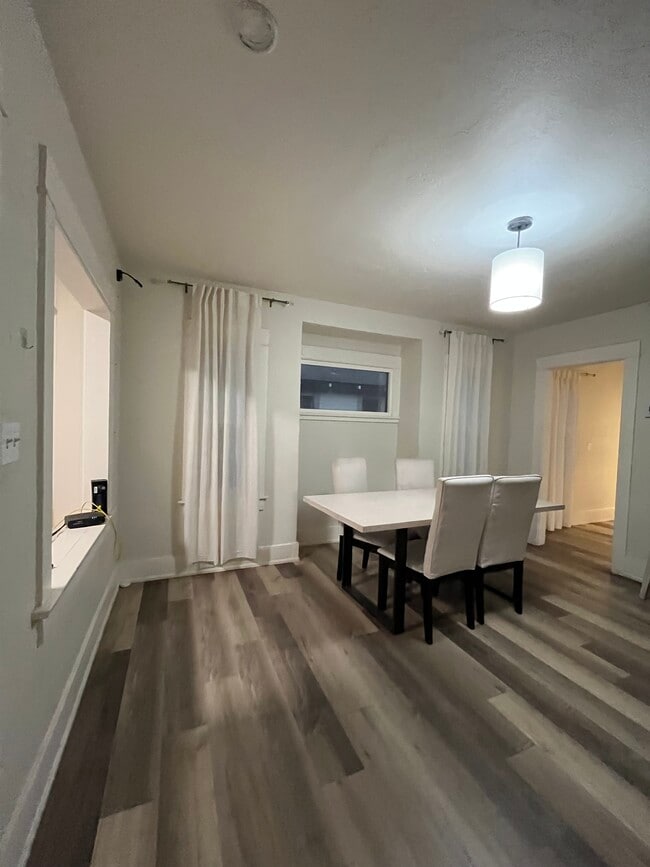 1711 Cherry St in Bakersfield, CA - Building Photo - Building Photo