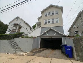 120 Nonantum St, Unit 1 in Boston, MA - Foto de edificio - Building Photo