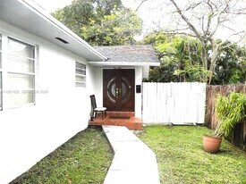 3466 SW 23rd St in Miami, FL - Building Photo