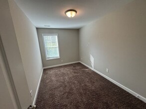 611 Hyde Park Dr NE in Concord, NC - Building Photo - Building Photo