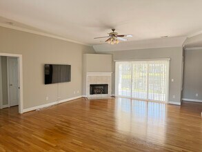 8405 Fiddlestick Way in Wilmington, NC - Building Photo - Building Photo