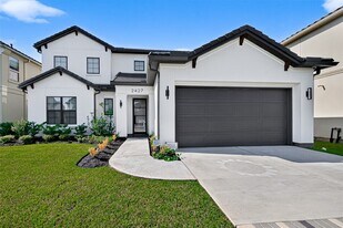 2427 Camden Creek Ln in Houston, TX - Building Photo