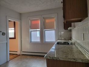 21 Stellman Rd, Unit #3 in Boston, MA - Foto de edificio - Building Photo