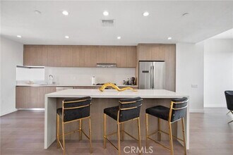 823 N Fuller Ave in West Hollywood, CA - Building Photo - Building Photo