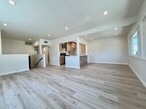 3511 Market St in Glendale, CA - Building Photo - Building Photo