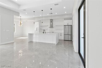 2740 35th Ave NE in Naples, FL - Building Photo - Building Photo