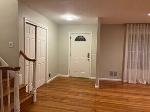 216 Mamaroneck Rd in Scarsdale, NY - Building Photo - Building Photo