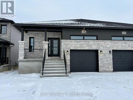 917 Chablis Crescent in Embrun, ON - Building Photo