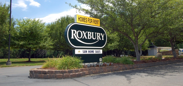 Roxbury Park in Goshen, IN - Foto de edificio