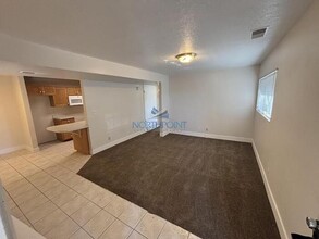 1202 W 1380 N in Orem, UT - Foto de edificio - Building Photo