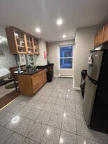 28 Fleet St, Unit A in Boston, MA - Building Photo