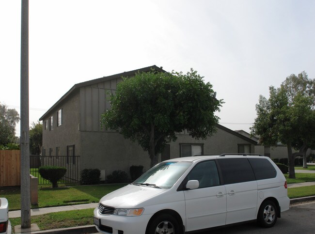7792 10th St in Westminster, CA - Building Photo - Building Photo
