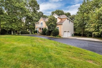 113 Lighthouse Ln in Egg Harbor Township, NJ - Foto de edificio - Building Photo