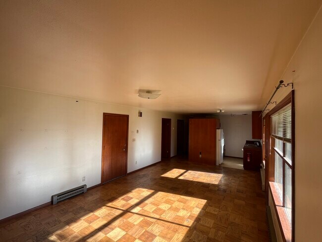 712 E 4th Ave, Unit D in Ellensburg, WA - Building Photo - Building Photo
