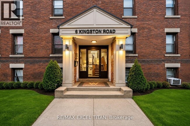 property at 6 Kingston Rd