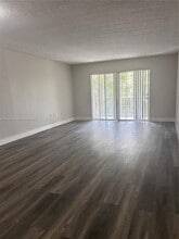 11905 NE 2nd Ave in Miami, FL - Building Photo - Building Photo