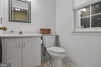 177 La Costa Dr in Gloucester Township, NJ - Building Photo - Building Photo