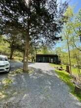 137 J D King Rd in Gray, TN - Building Photo - Building Photo