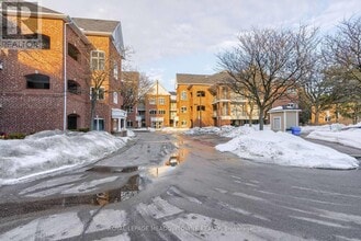 103 Bristol Rd E in Mississauga, ON - Building Photo - Building Photo