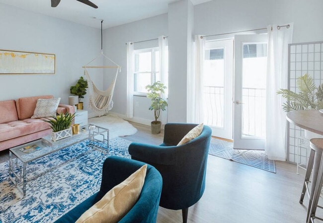 202 E Main St, Unit SI ID1397975P in Johnson City, TN - Building Photo - Building Photo