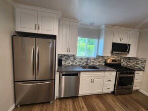 5706 Willis Ave in Van Nuys, CA - Building Photo - Building Photo