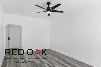 687 Shatto Pl in Los Angeles, CA - Foto de edificio - Building Photo