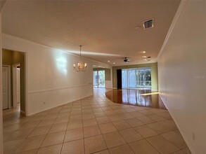 419 Mayfair Dr, Unit 220 in Venice, FL - Building Photo - Building Photo