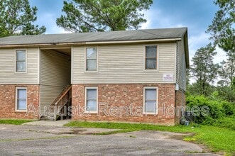 169 Chalet North CT in North Augusta, SC - Building Photo - Building Photo