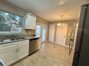 3941 Wingward Ave in Orlando, FL - Foto de edificio - Building Photo