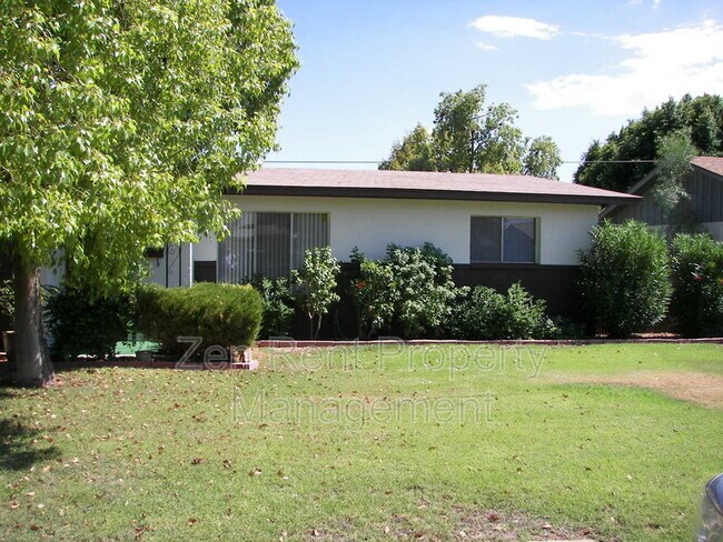 property at 1227 E Concorda Dr