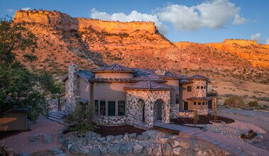 1785 Broadway, Unit Loft Apartment in Grand Junction, CO - Building Photo - Building Photo