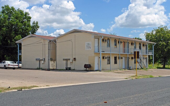 Twin Apartments in Killeen, TX - Building Photo - Building Photo