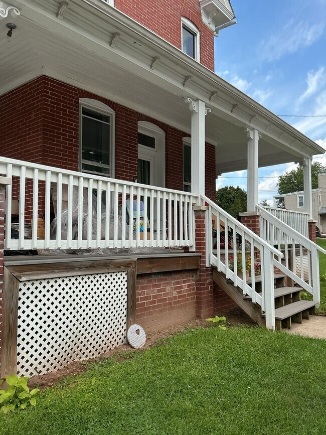 property at 53 E Canal Rd