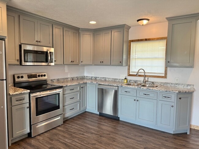 property at 816 17th St