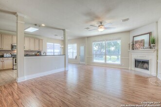 3913 Arroyo Del Sol in Schertz, TX - Building Photo - Building Photo