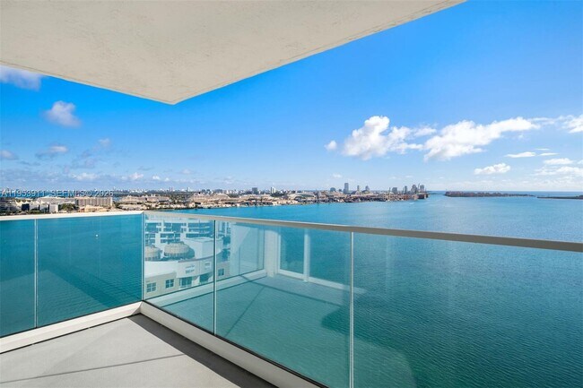 property at 800 Claughton Island Dr