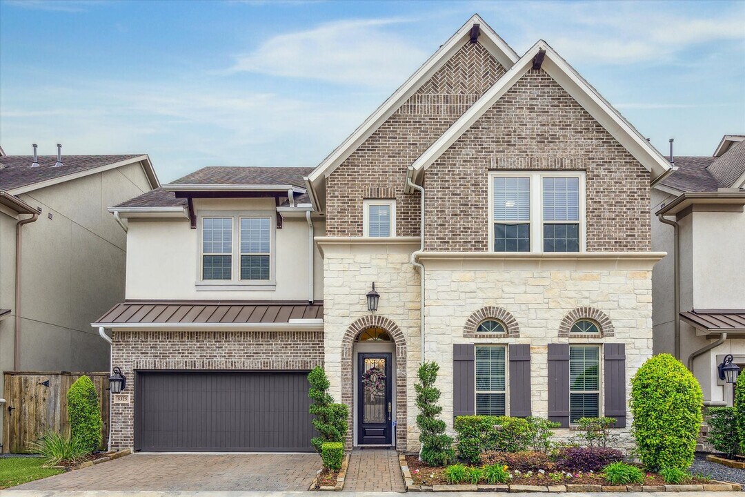 8325 Barberry Branch St in Houston, TX - Building Photo