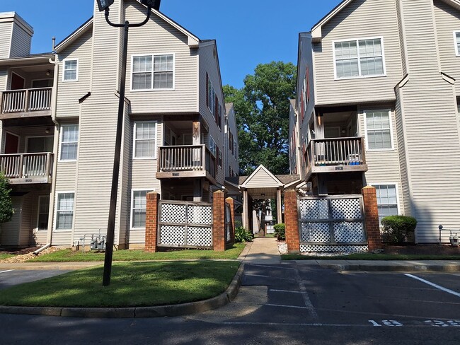 12732 Daybreak Cir