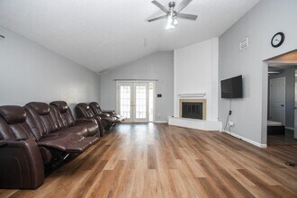 15310 Barbarossa Dr in Houston, TX - Building Photo - Building Photo