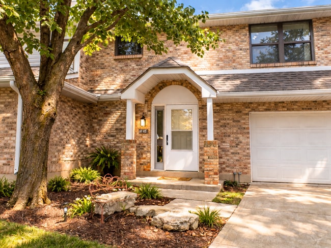 3858 S Chalet Cir, Unit 3854 S Chalet Cir