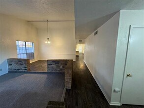 2905 Woodlark Dr in Fort Worth, TX - Building Photo - Building Photo