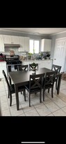 79 Byfield St, Unit Left in Providence, RI - Building Photo