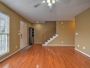 3115 W Walnut St in Johnson City, TN - Foto de edificio - Building Photo