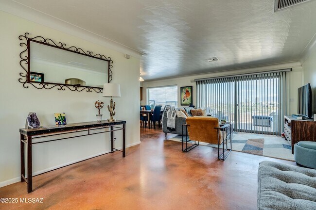 40 N Bella Vista Dr in Tucson, AZ - Building Photo - Building Photo