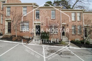 4007 Heather Ct NW in Knoxville, TN - Building Photo