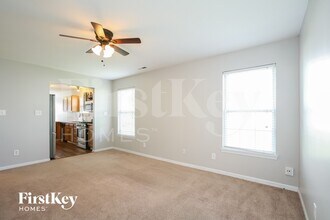 5570 Dollar Forge Dr, Unit 1 in Indianapolis, IN - Building Photo - Building Photo