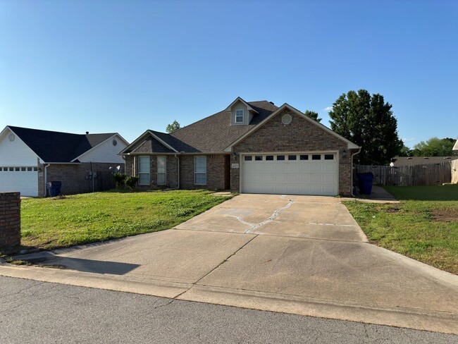 609 Apple Valley Dr in Fort Smith, AR - Building Photo - Building Photo