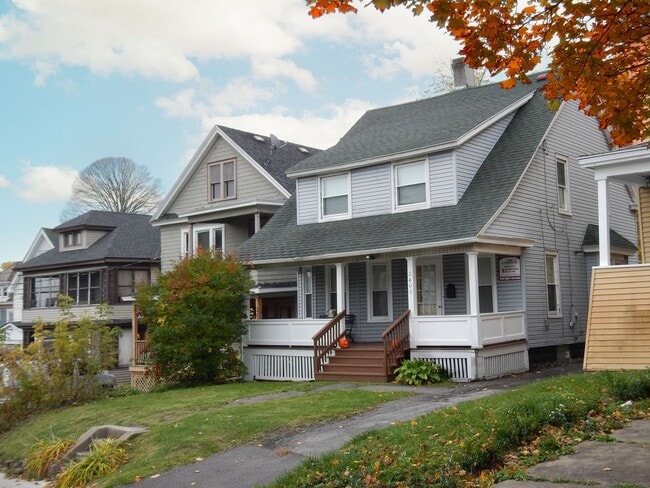 property at 2406 E Genesee St