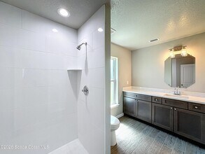 1101 San Filippo Dr SE in Palm Bay, FL - Building Photo - Building Photo